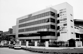 Armstrong-Hengda factory building